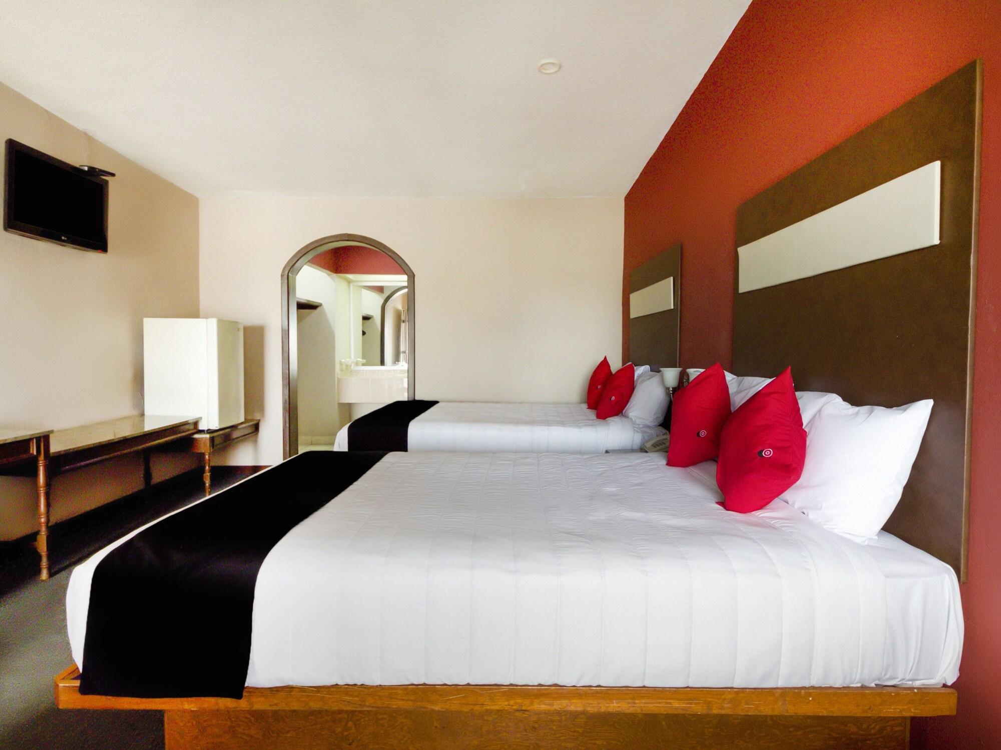 Hotel La Fuente, Saltillo Zewnętrze zdjęcie