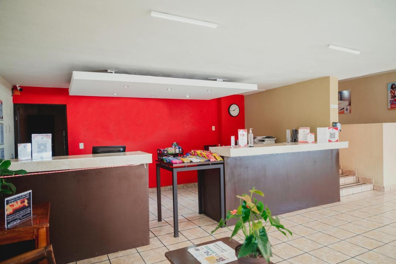 Hotel La Fuente, Saltillo Zewnętrze zdjęcie