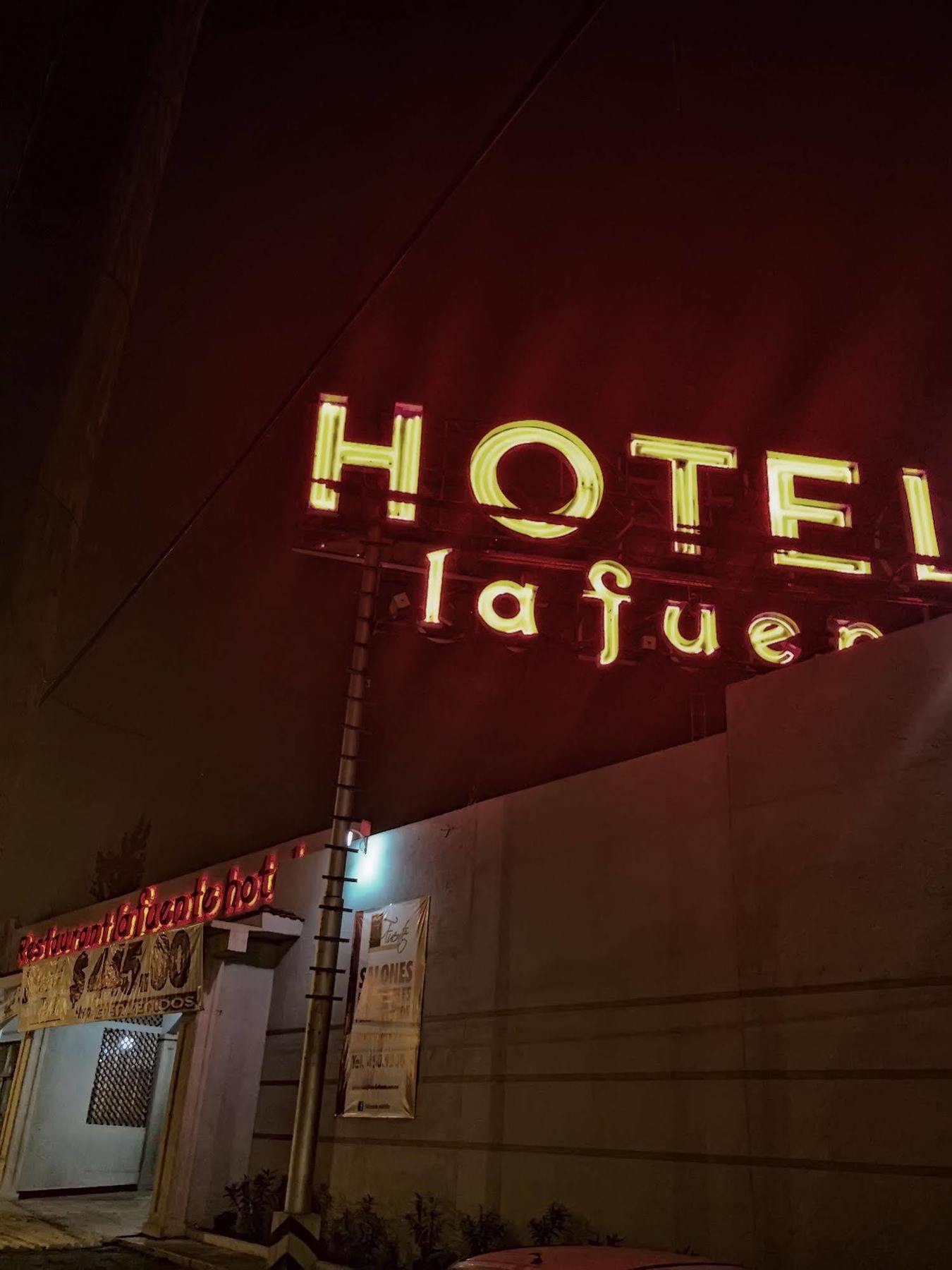 Hotel La Fuente, Saltillo Zewnętrze zdjęcie