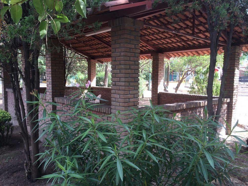 Hotel La Fuente, Saltillo Zewnętrze zdjęcie